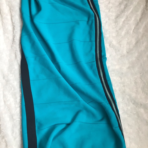 bebe dress - Picture 2 of 2